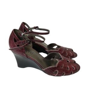 Franco Sarto Red Peep Toe Narrow Wedges